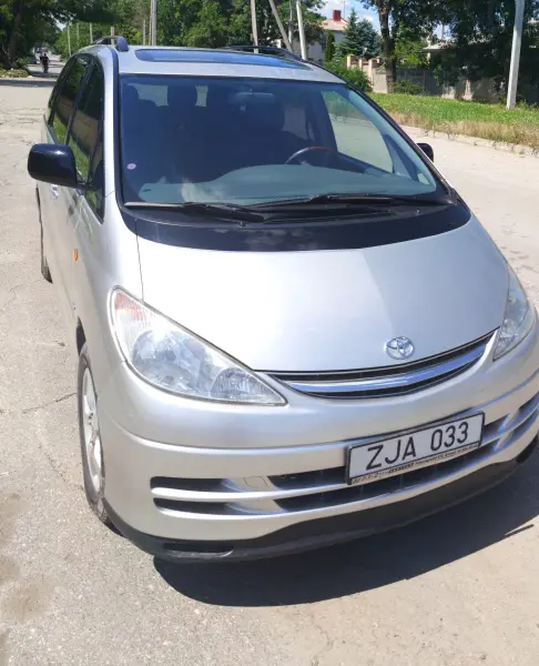Toyota Previa, 2002