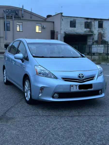 Toyota Prius, 2012