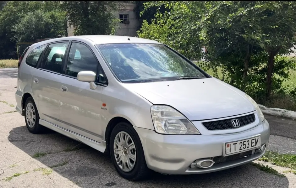 Honda Stream, 2002