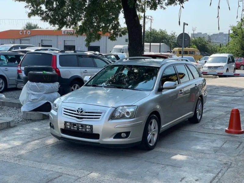 Toyota Avensis, 2008