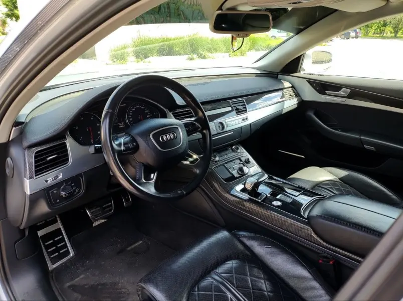 Audi A8 L, 2016
