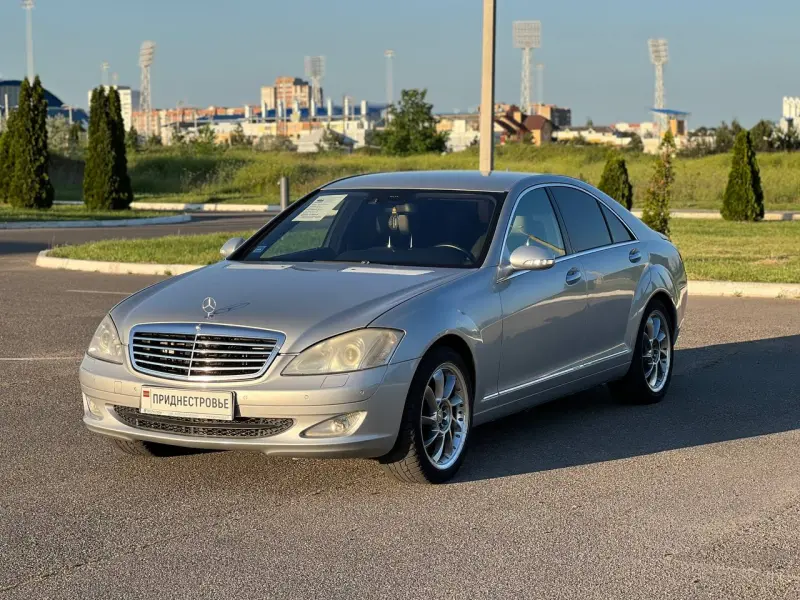 Mercedes-Benz S-Class, 2007
