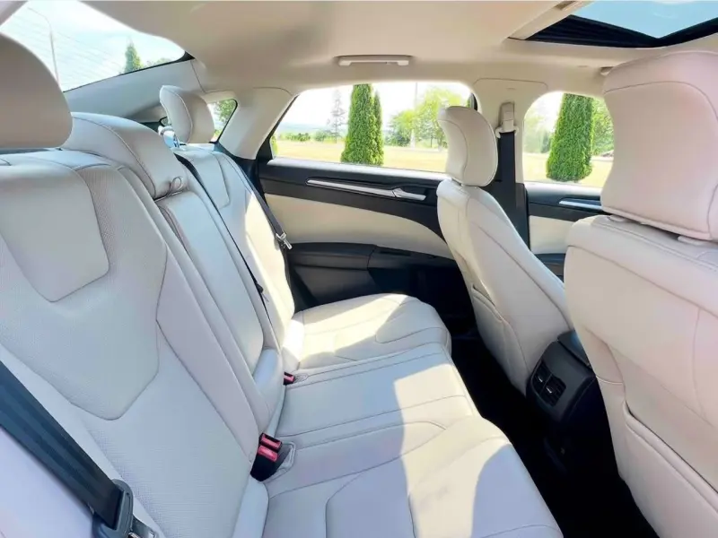Ford Fusion, 2017