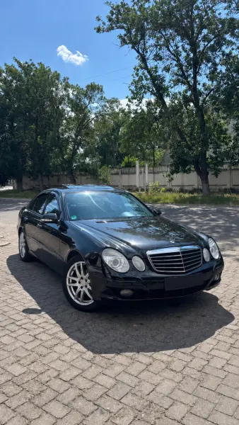 Mercedes-Benz E-Class, 2009