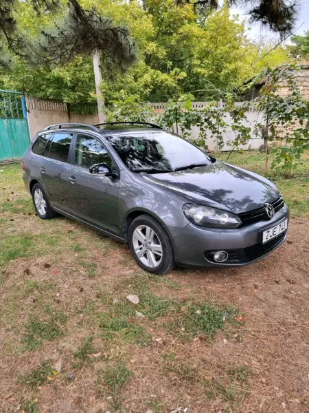 Volkswagen Golf, 2013