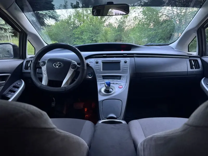 Toyota Prius, 2015