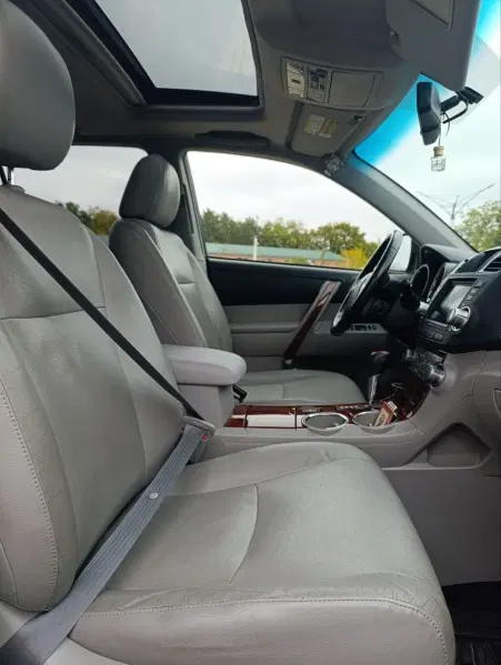 Toyota Highlander, 2011