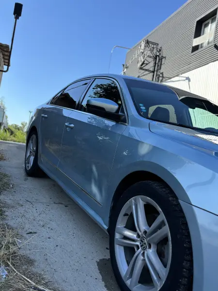 Volkswagen Passat, 2012