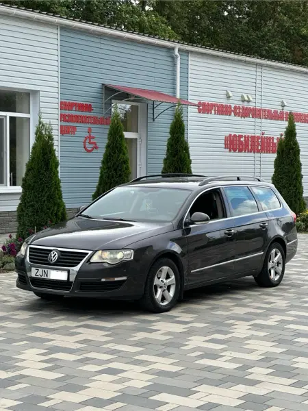 Volkswagen Passat, 2009