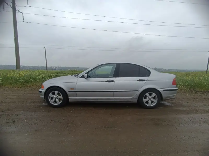 BMW 3 Series, 2000