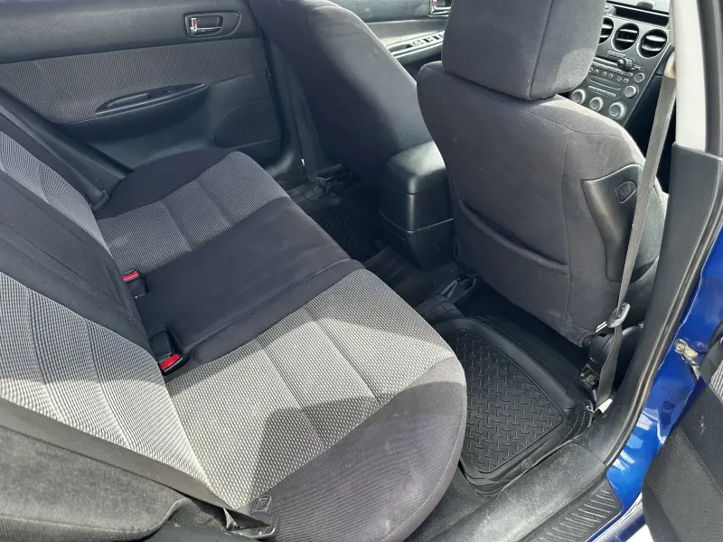 Mazda 6, 2004