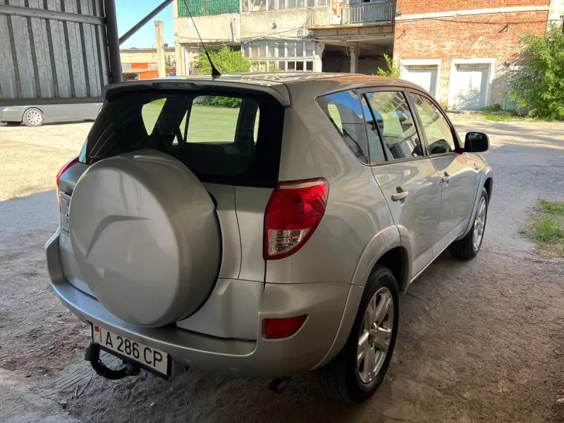 Toyota RAV4, 2007