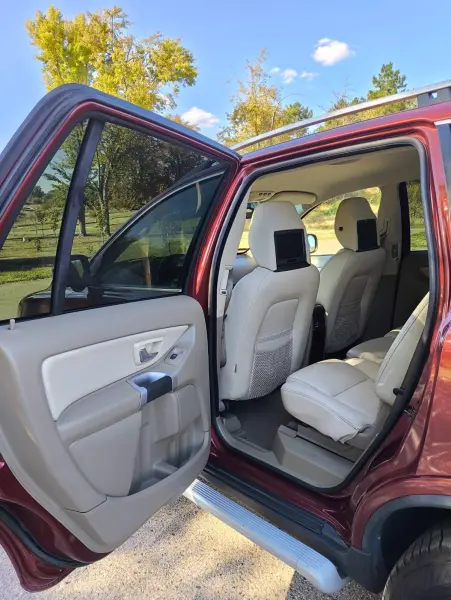 Volvo XC90, 2011