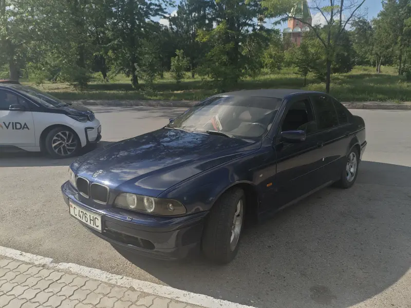 BMW 5 Series, 1998