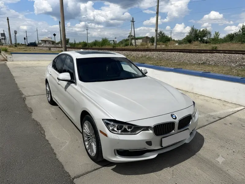 BMW 3 Series, 2013