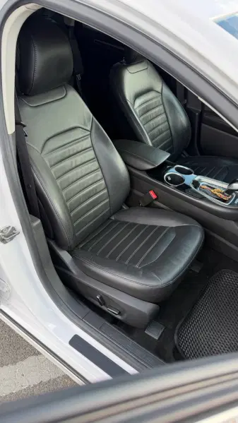 Ford Fusion, 2013