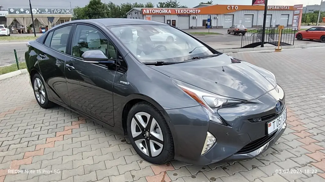 Toyota Prius, 2015