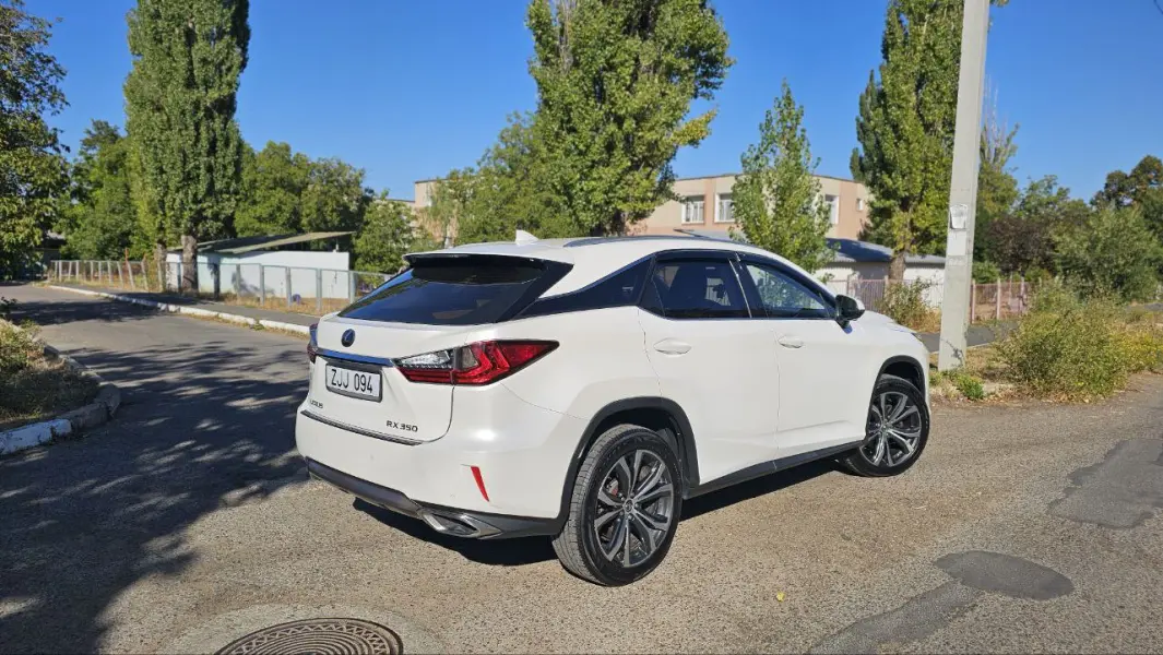 Lexus RX, 2016