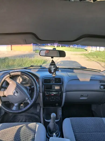 Mazda 626, 2000