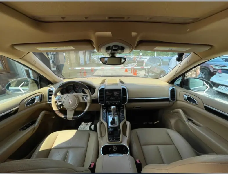 Porsche Cayenne, 2011