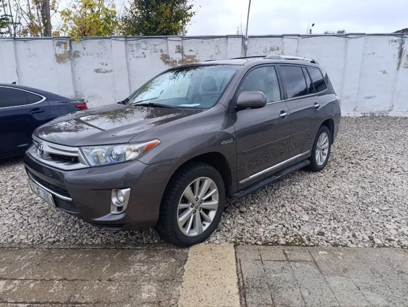 Toyota Highlander, 2011