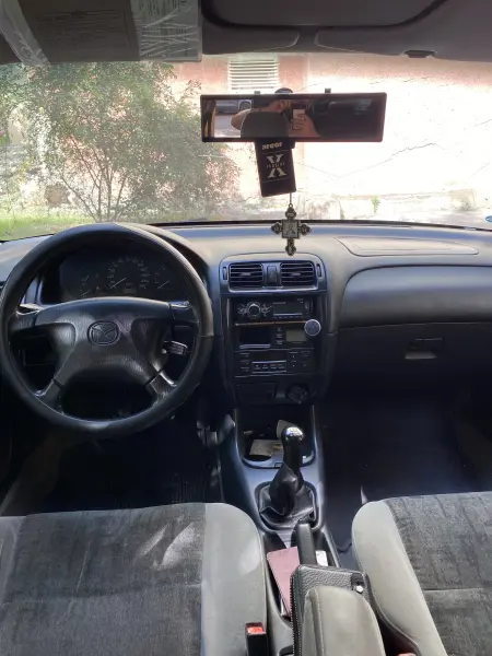 Mazda 626, 1999