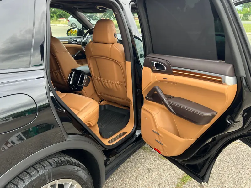Porsche Cayenne, 2014