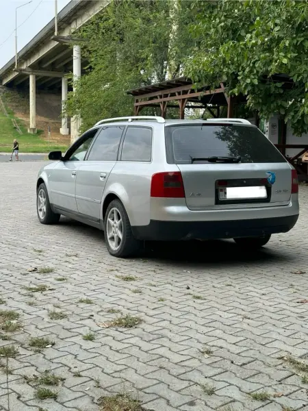 Audi A6, 2001