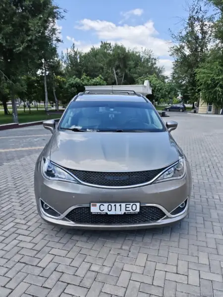 Chrysler Pacifica, 2018