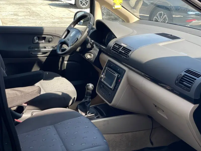 Volkswagen Sharan, 2005