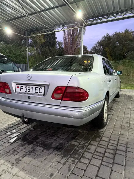 Mercedes-Benz E-Class, 1998