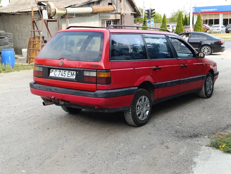 Volkswagen Passat, 1992