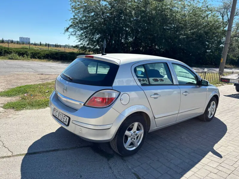 Opel Astra, 2005