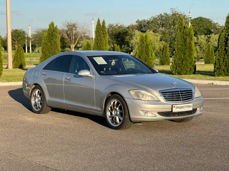 Mercedes-Benz S-Class, 2007