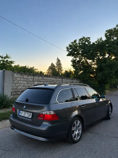BMW 5 Series, 2005