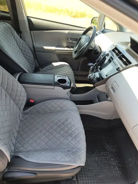 Toyota Prius, 2016