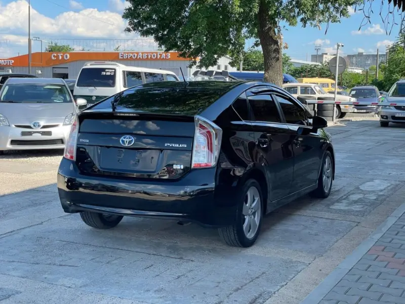 Toyota Prius, 2013