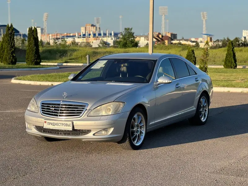 Mercedes-Benz S-Class, 2007