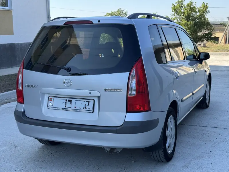 Mazda Premacy, 1999