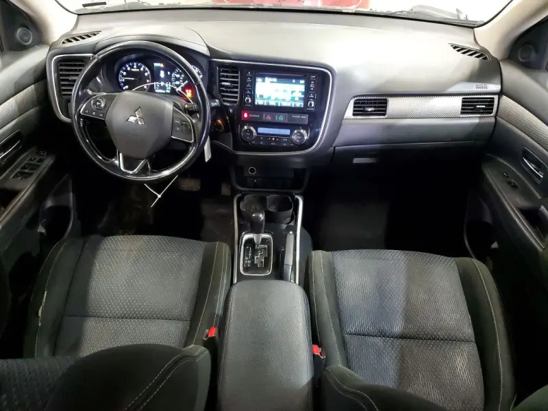 Mitsubishi Outlander, 2017