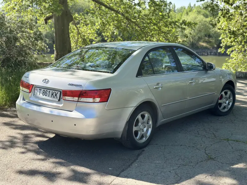 Hyundai Sonata, 2005