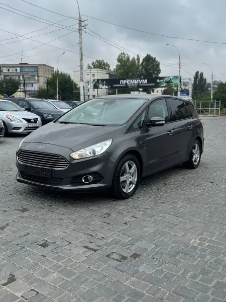 Ford C-Max, 2015
