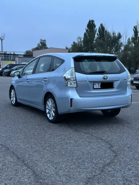 Toyota Prius, 2012