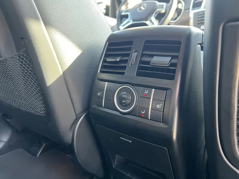 Mercedes-Benz ML-Class, 2012