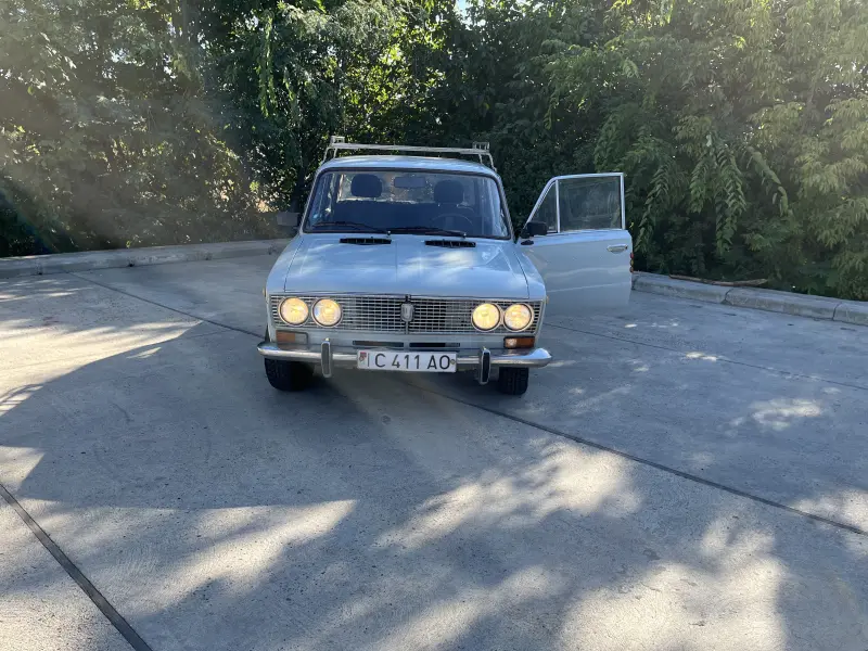 ВАЗ 2103, 1977