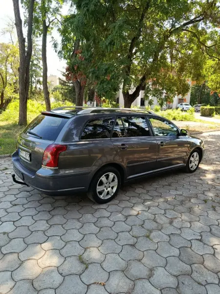 Toyota Avensis, 2008