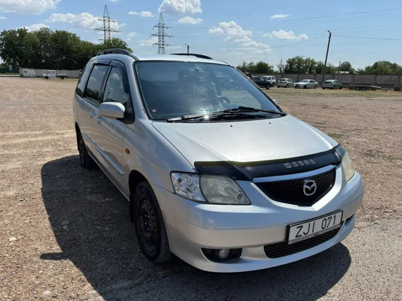 Mazda MPV, 2002