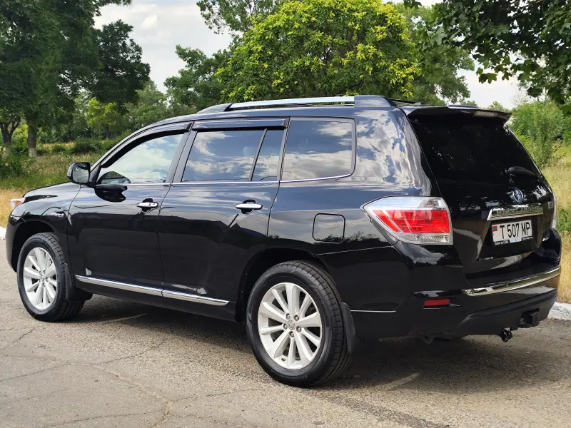 Toyota Highlander, 2011