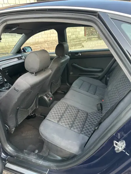 Audi A6, 2001