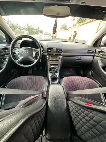 Toyota Avensis, 2006